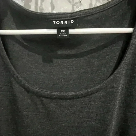 Torrid Dress Gray Knit A-Line T-Shirt Knee Length Short Sleeve Tie Belt Size 00 - Picture 4 of 6